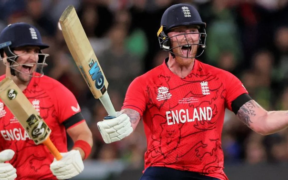 England defeated Pakistan by 5 wickets in the ICC Men's T20 WC final