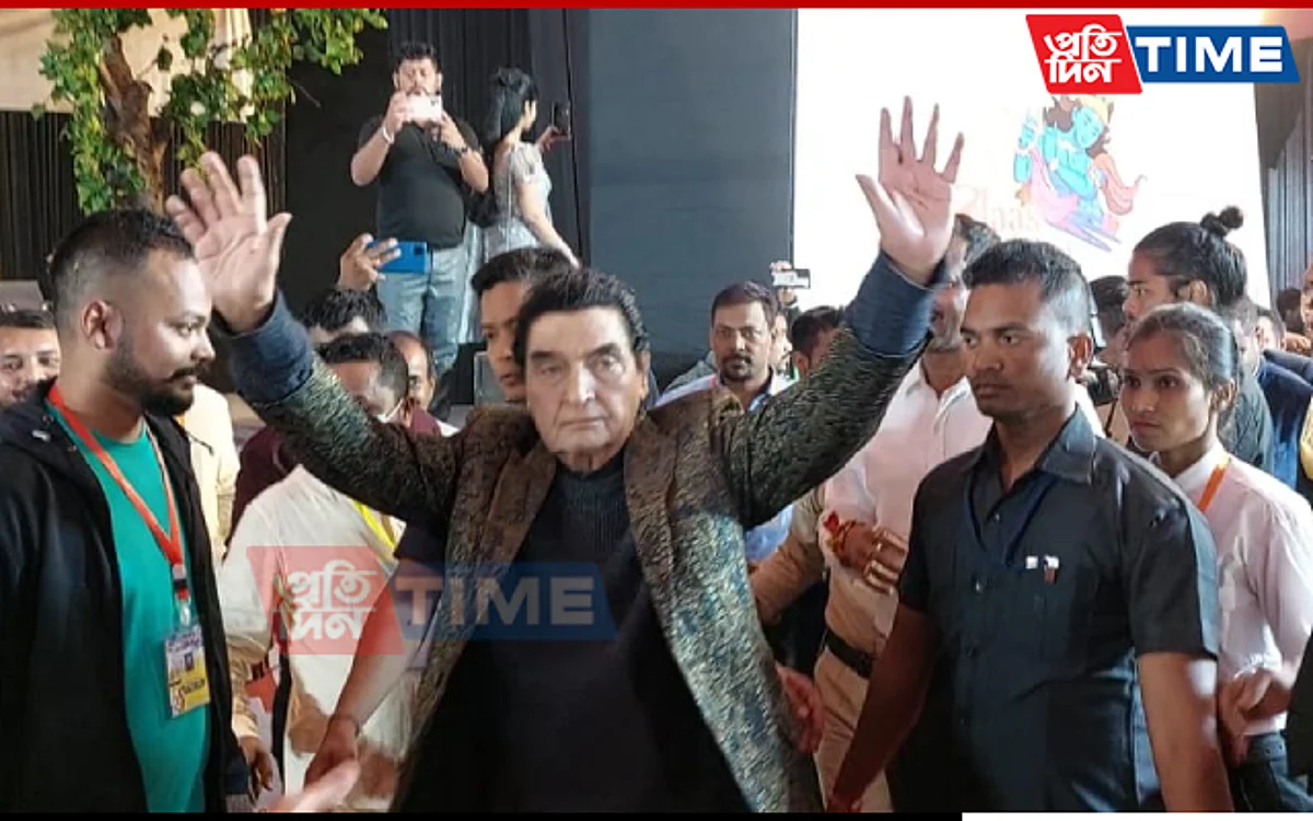 Bollywood actor Asrani arrived in Nalbari to attend Raas Mahotsav