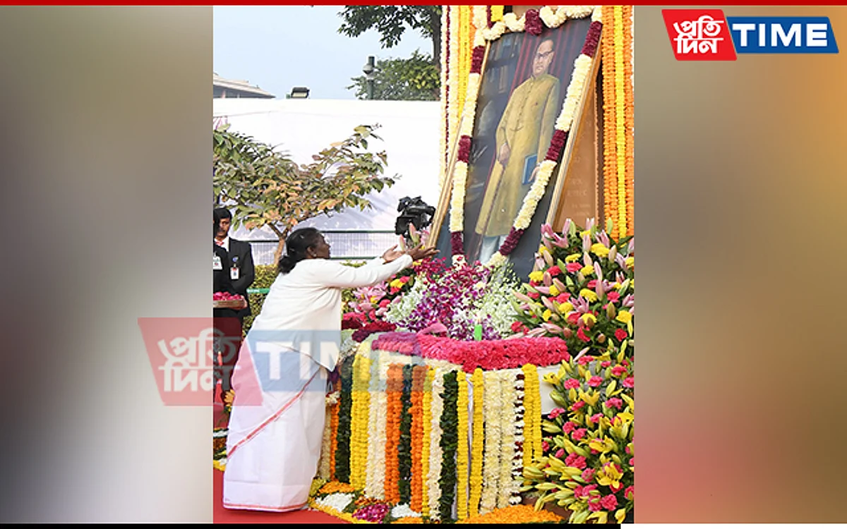 Prez Droupadi Murmu Paid Floral Tribute to BR Ambedkar on his Death Anniversary