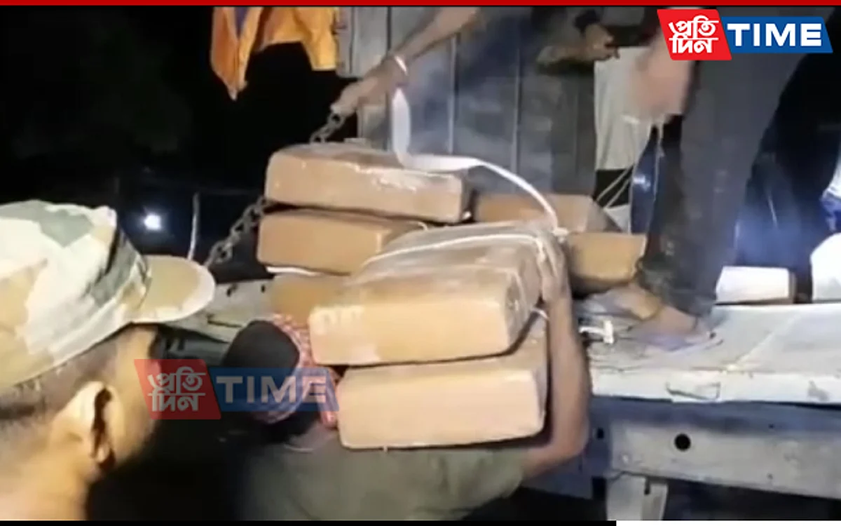 Police recovered 40 packages of cannabis weighing around 400 kilograms