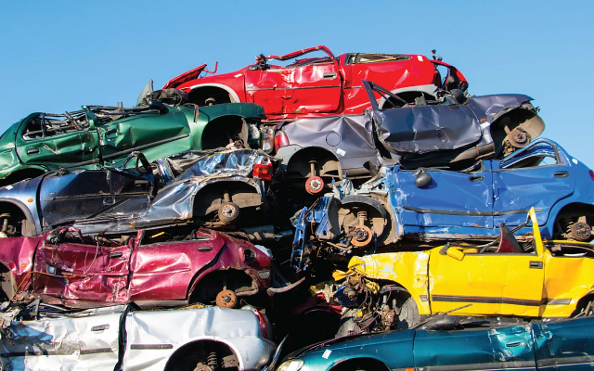 Government vehicles that are older than 15 years will be scrapped starting April 1