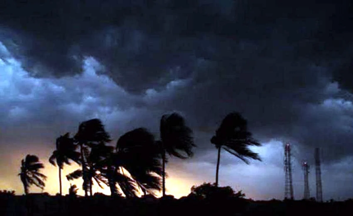 Thunderstorm in UP kills 15, injuring 9