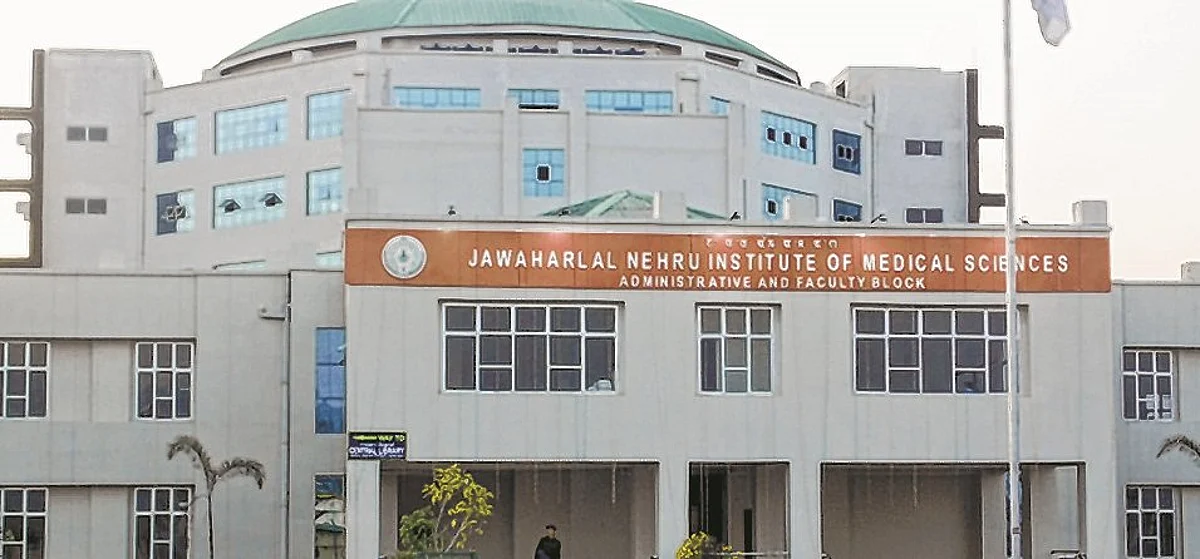 Senior Resident Doctors launch indefinite strike in JNIMS