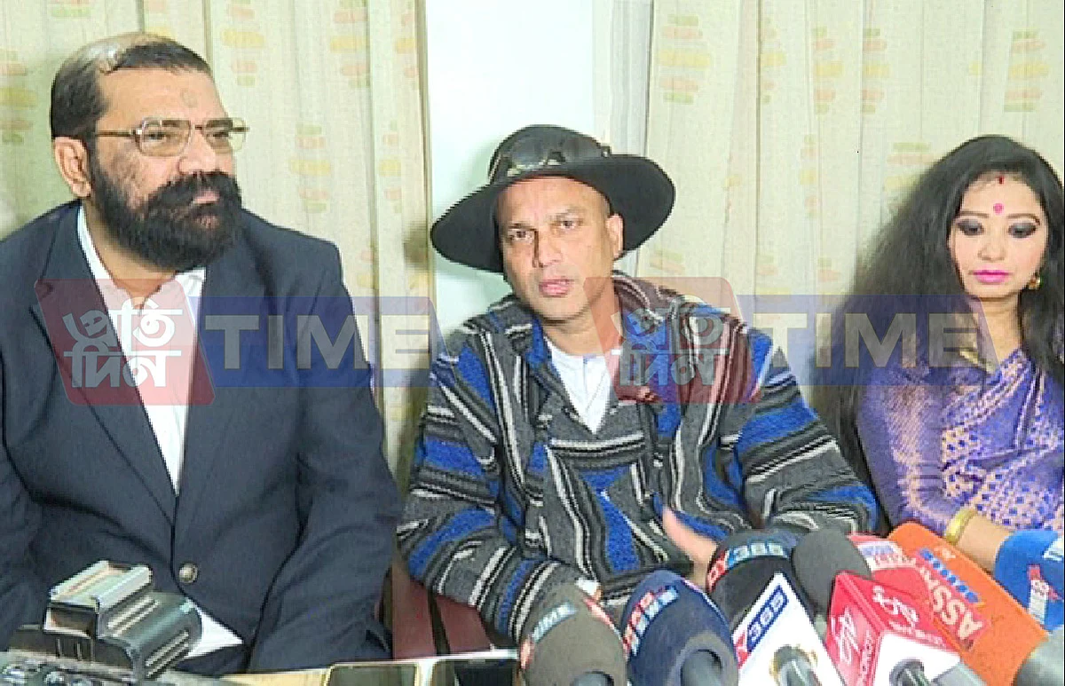 Zubeen joins hands with AASU against CAB