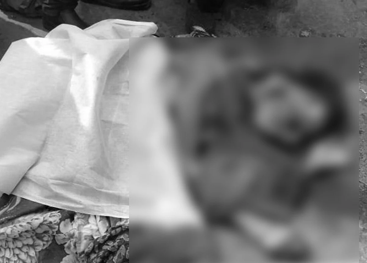 Four more killed in two different accidents