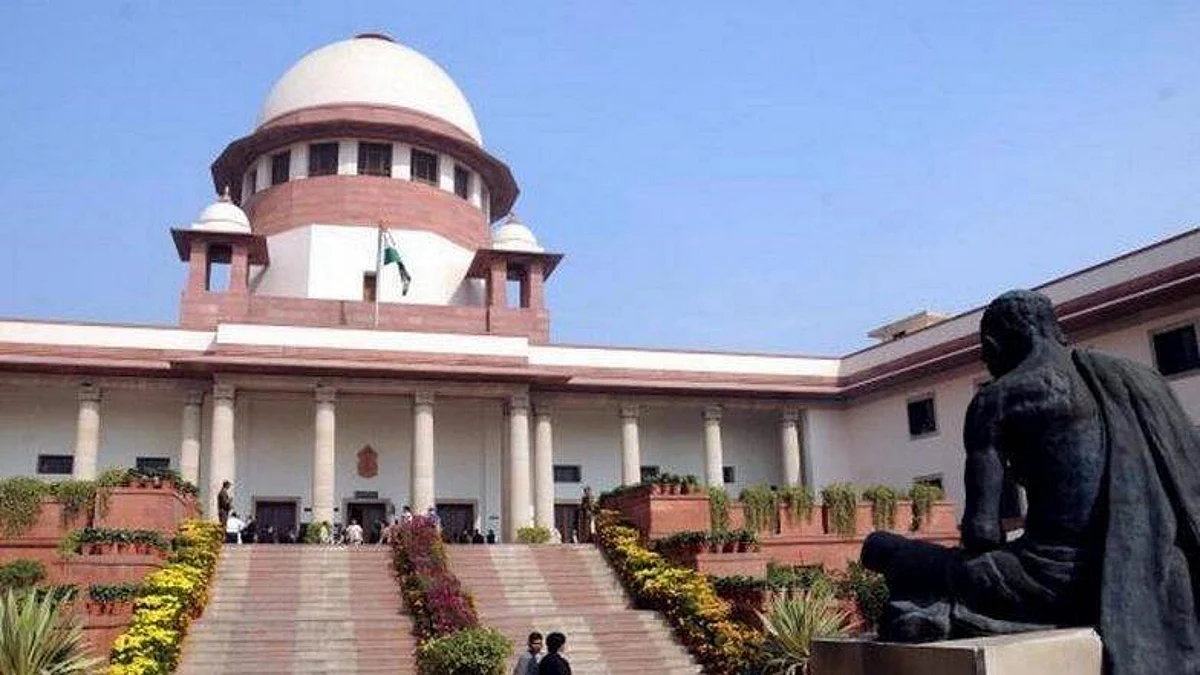 Delhi Air Pollution: SC Summons Chief Secys of 3 States