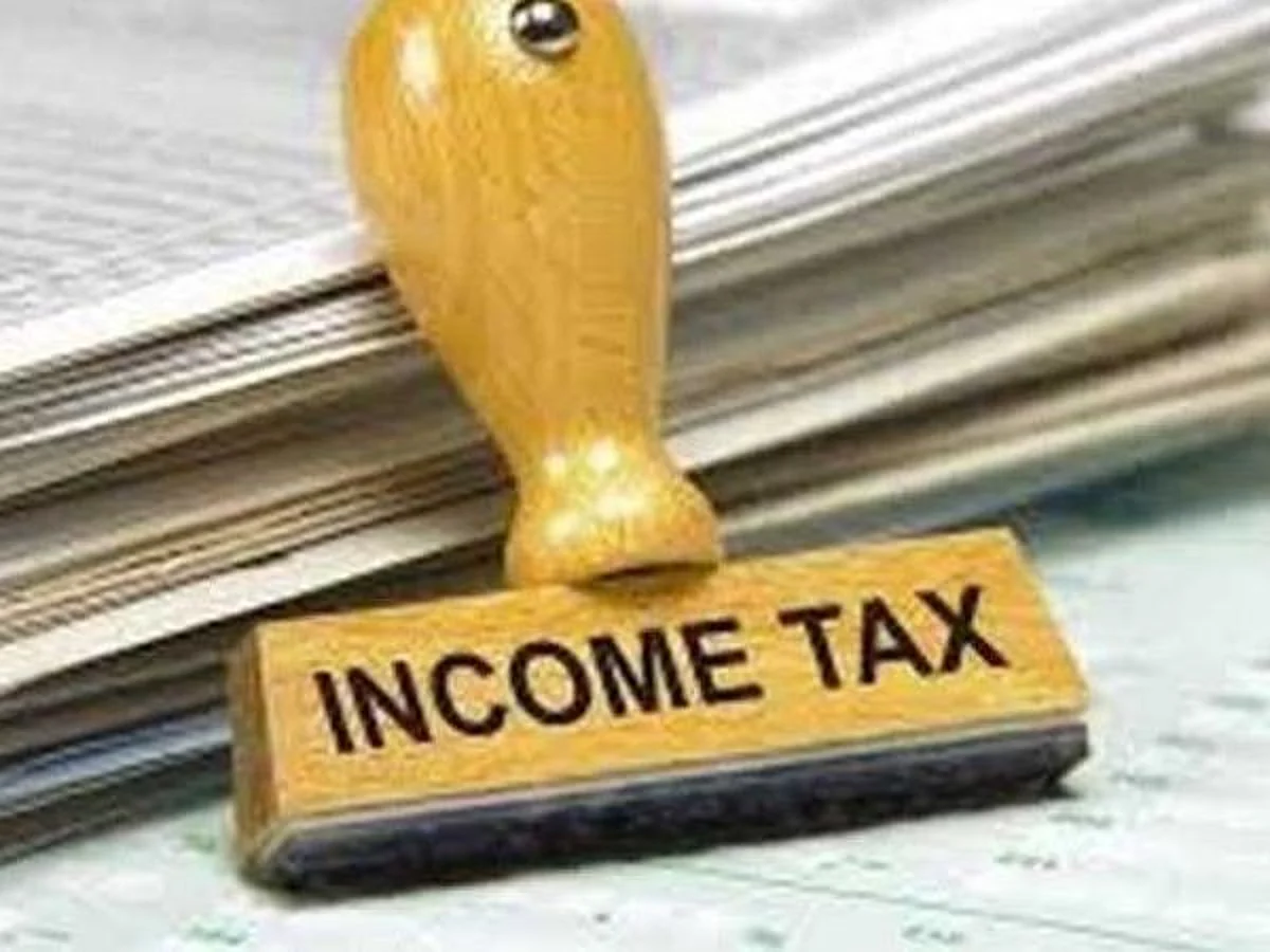 Centre Compulsorily Retires 12 IT Officers