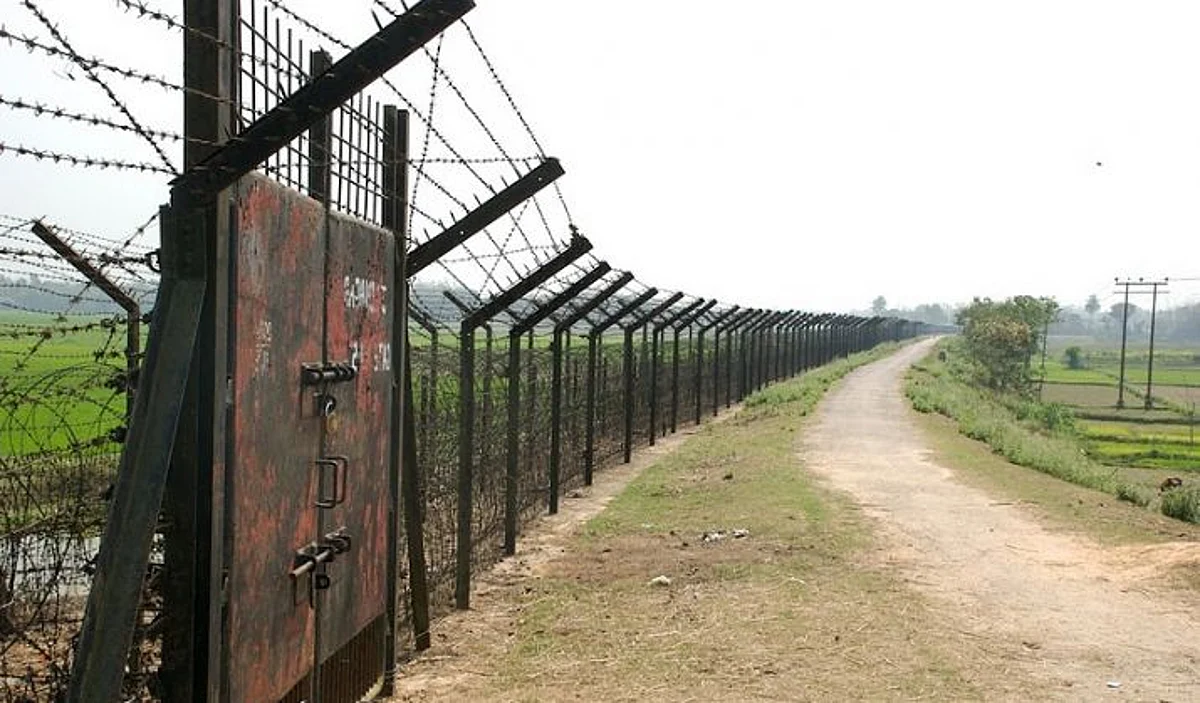 Indo-Bangla Border To be Sealed by 2020