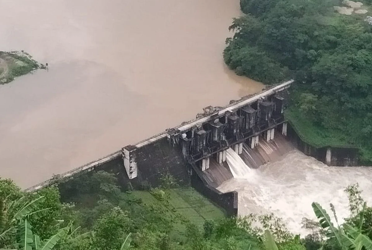 Neepco opens dam; Alert sounded!