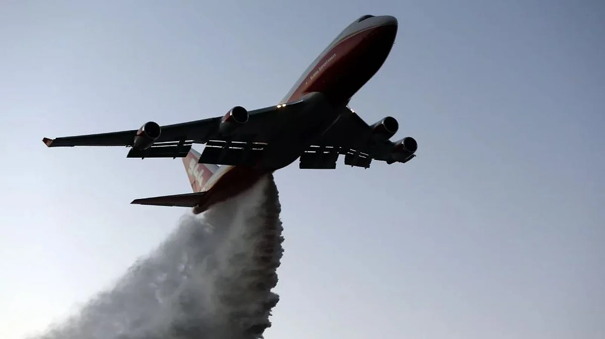 747 Supertanker comes in rescue of the Amazon