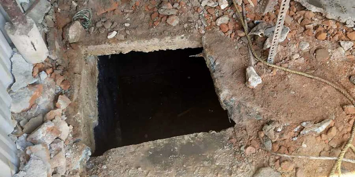 Jorhat: Minor falls in septic tank