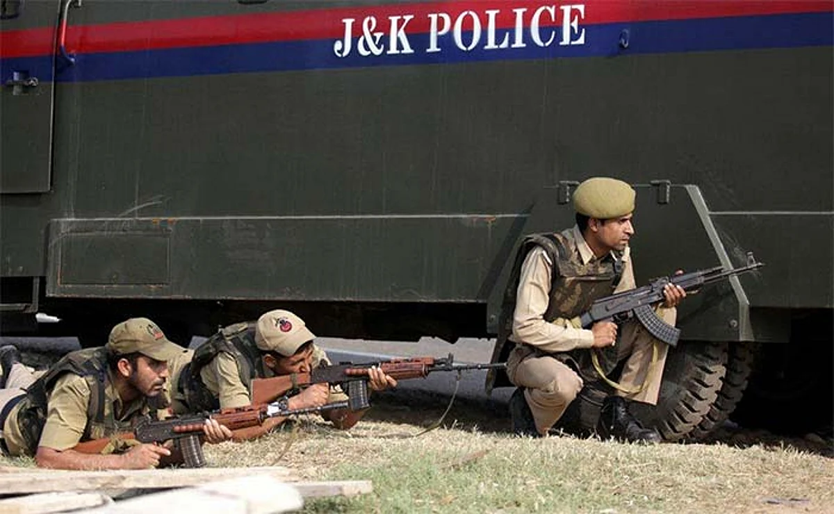 Terrorists Kill Two Policemen Near Srinagar