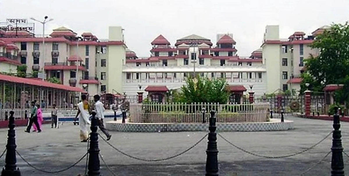 Review Of Govt Officials For Premature Retirement To Begin