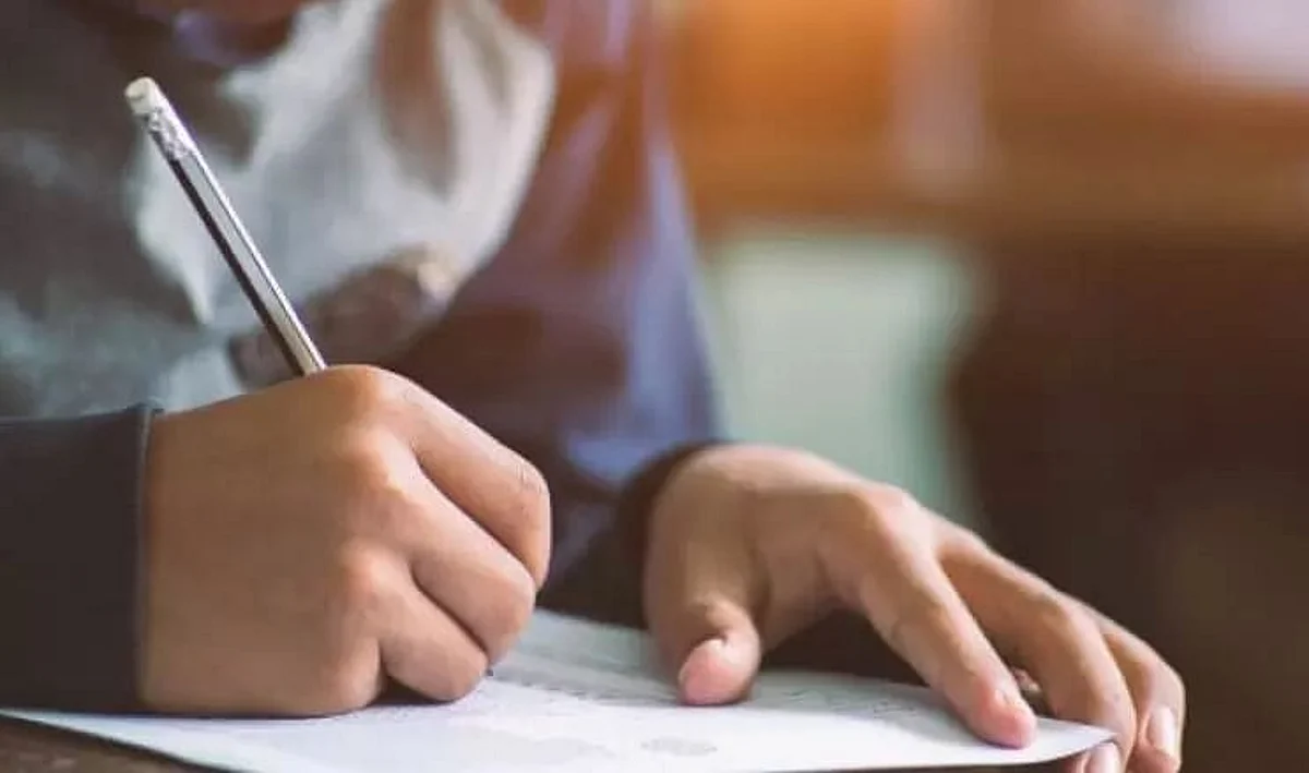 Charge Sheet Filed Against 7 In JEE Scam
