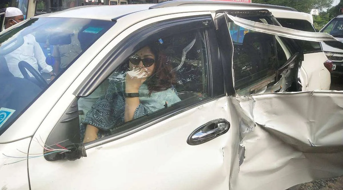 BJP’s Khushbu Sundar’s Car Hit by a Tanker