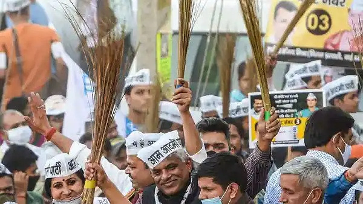 AAP Sweeps MCD Bypolls With 4 Seats, BJP Reduced To Zero