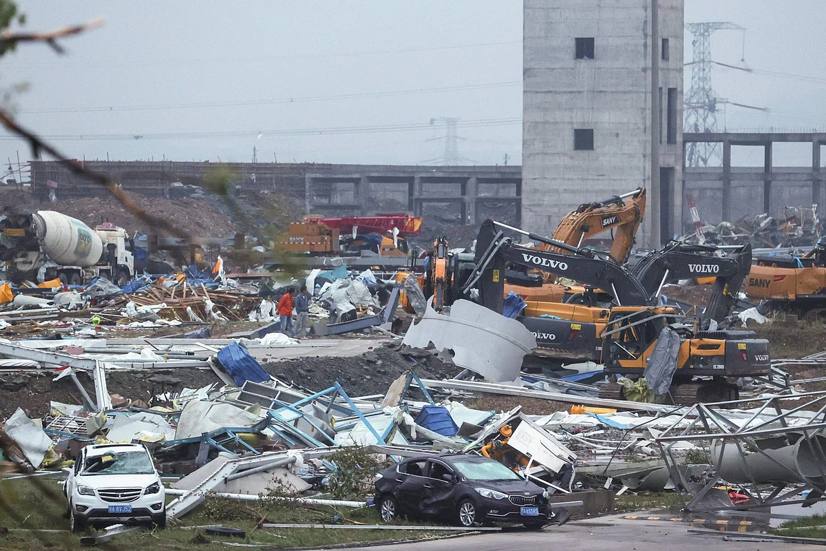 Tornadoes Kill 12, Injures Over 250 in China