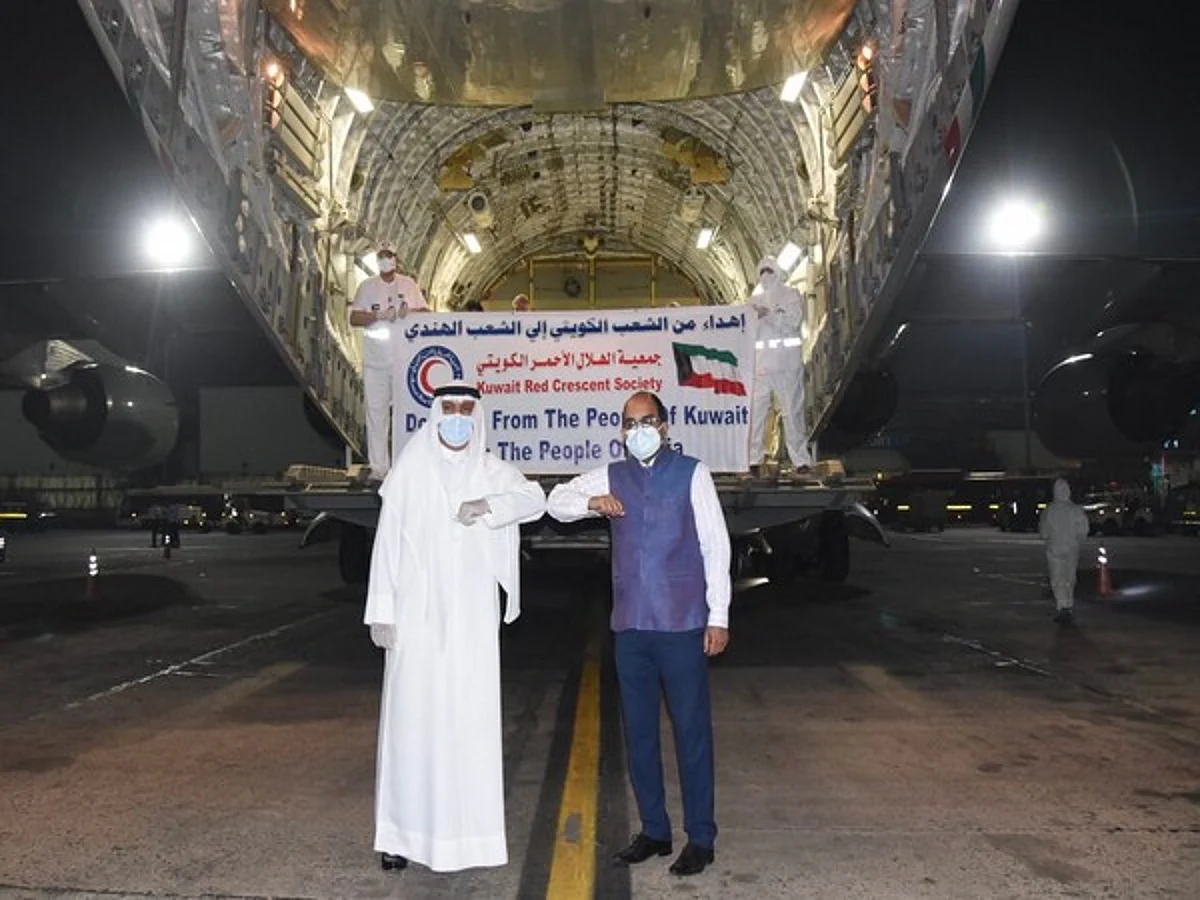 215 MT Oxygen, Over 2500 Oxygen Cylinders From Kuwait Arrives In India