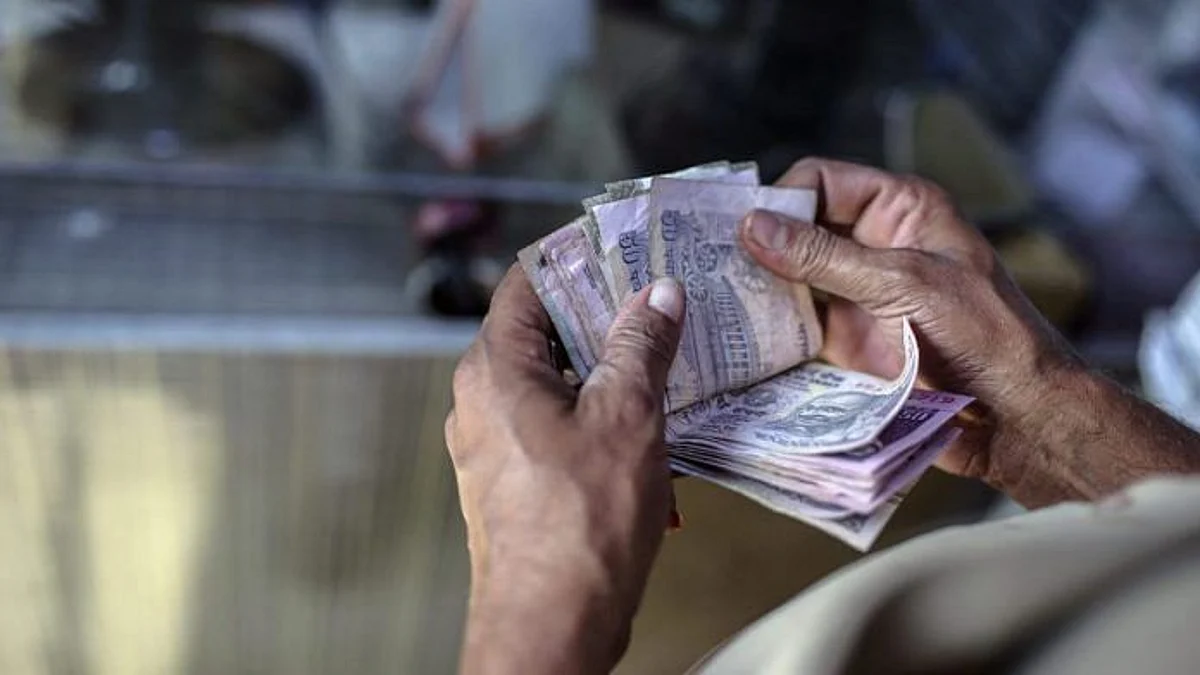 Sub Inspector Caught Red-Handed Taking Bribe In Assam’s Hailakandi