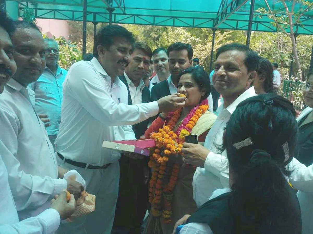 Uttar Pradesh Bar Council President Shot Dead Uttar Pradesh Bar Council President Shot Dead