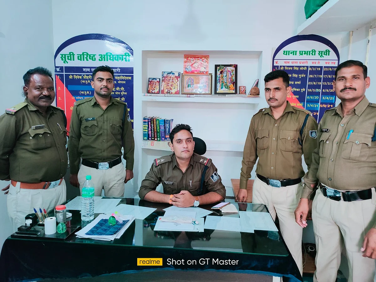 अवैध हथियार सहित फरार बदमाश गिरफ्तार, जिगना पुलिस की कार्यवाही