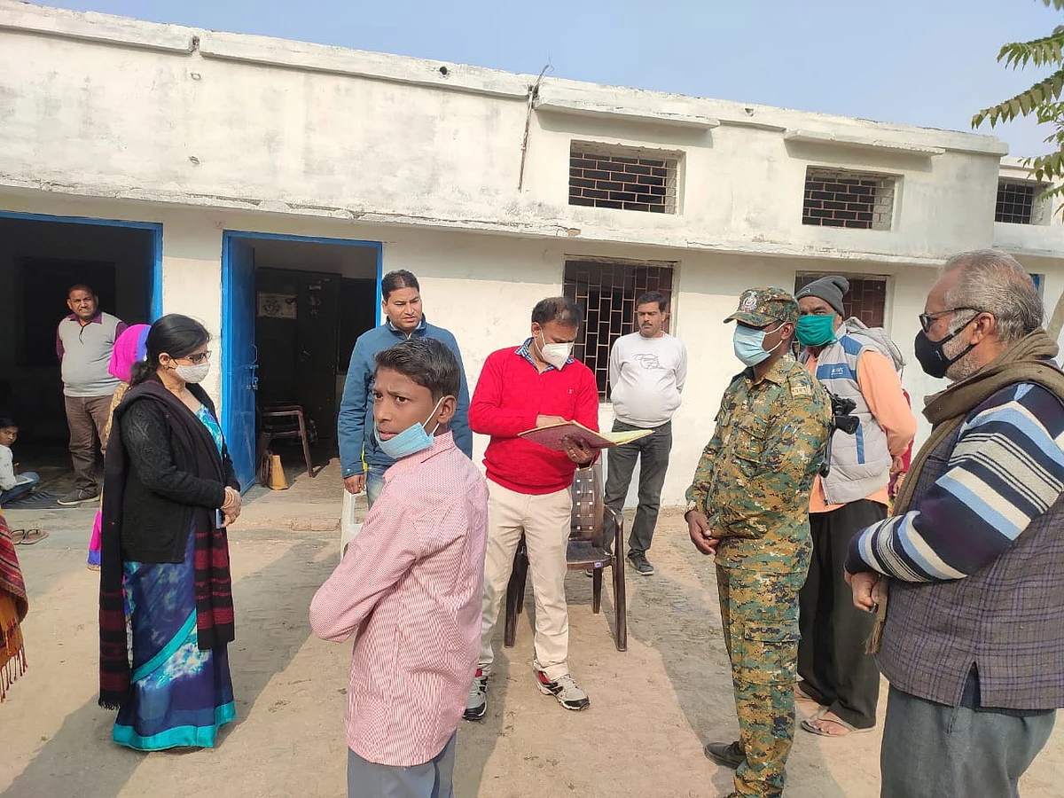 पंचायत चुनाव को लेकर जिला पंचायत सीईओ ने ग्रामीण क्षेत्रों का किया भ्रमण