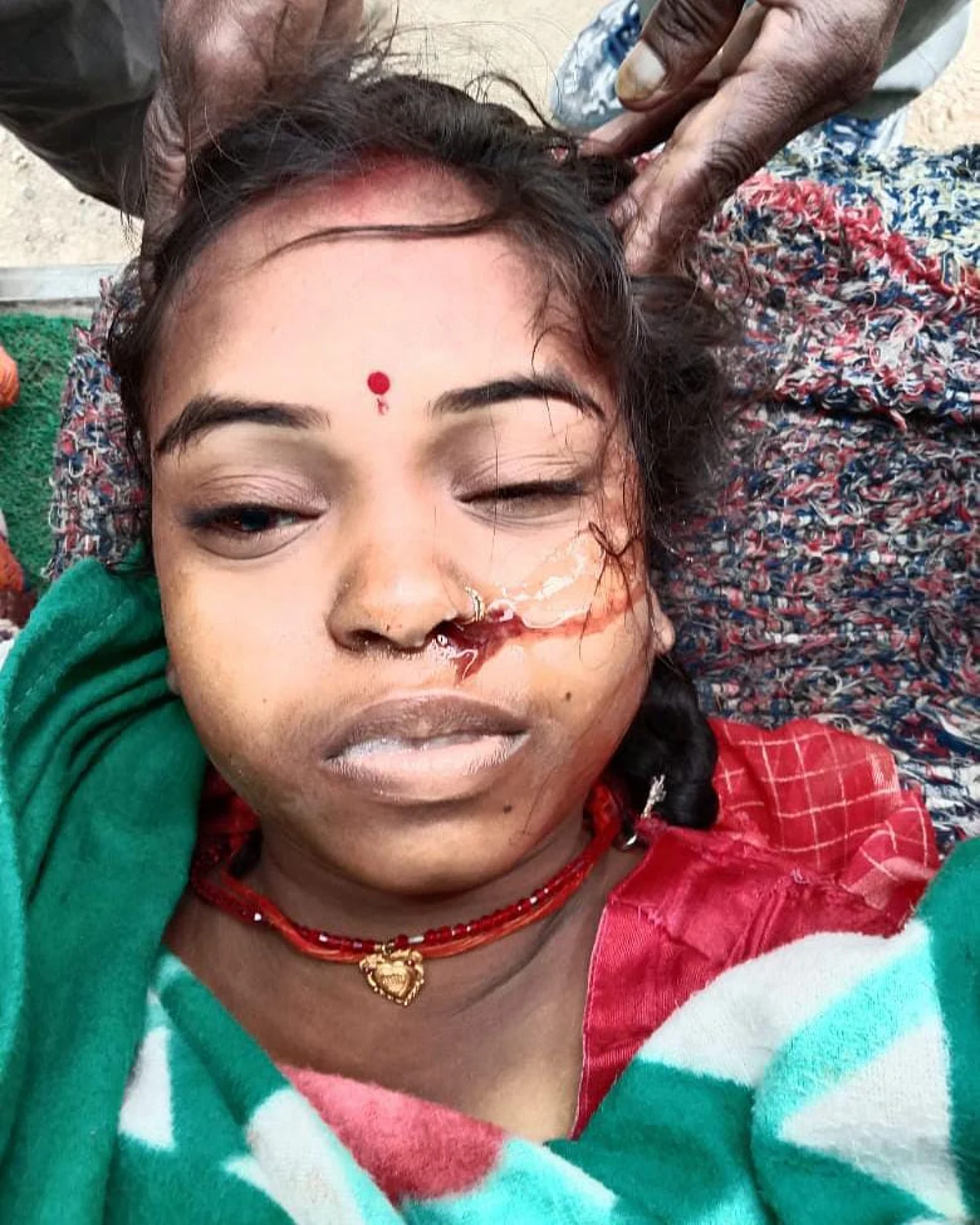 विवाहित महिला की संदिग्ध परिस्थितियों मौत