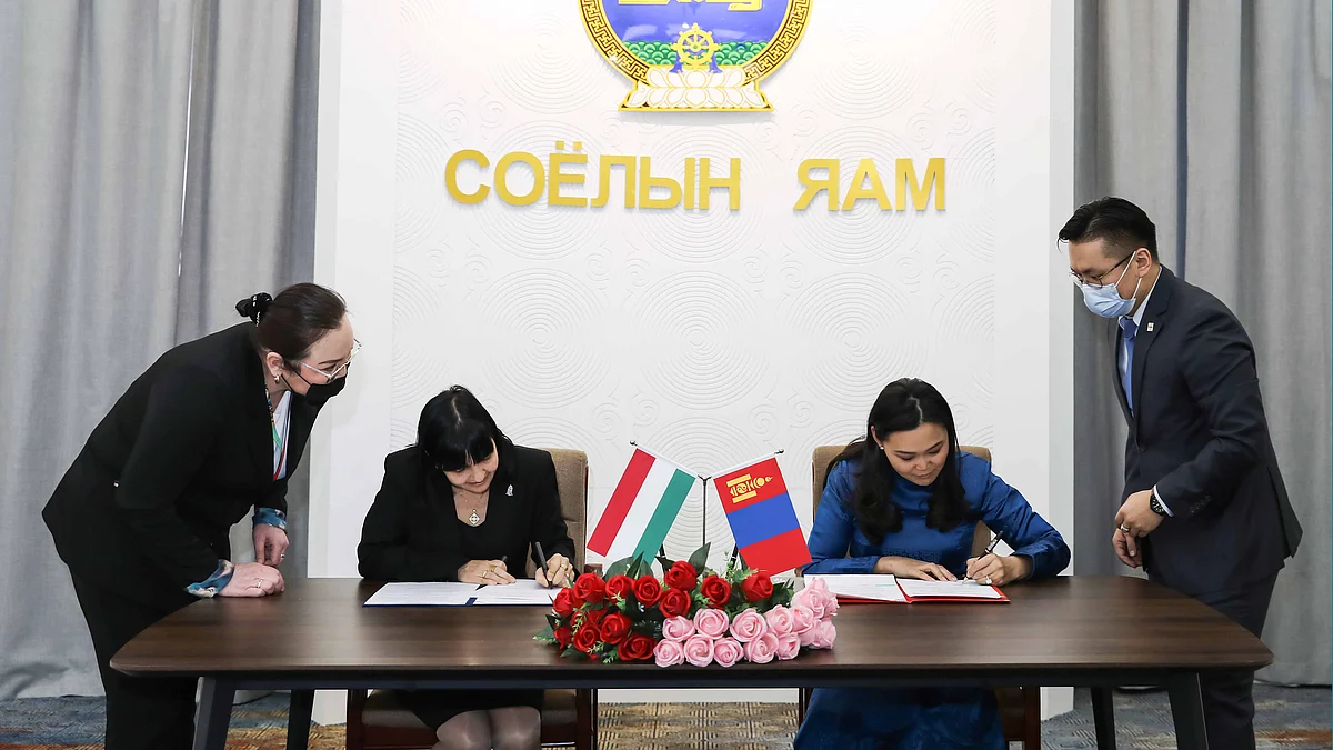Кино урлагийг дэмжих хуулийн хүрээнд Унгар улстай хамтран ажиллах санамж бичиг байгууллаа