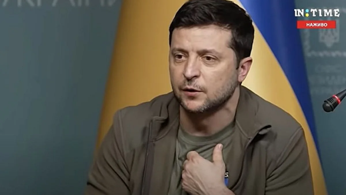 Зеленский: Хэлэлцээрийн дүнд гарсан өөрчлөлтүүдийг ард түмний санал асуулгаар шийднэ