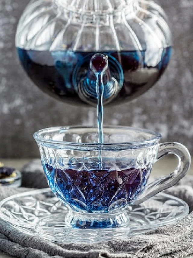 cropped Blue tea