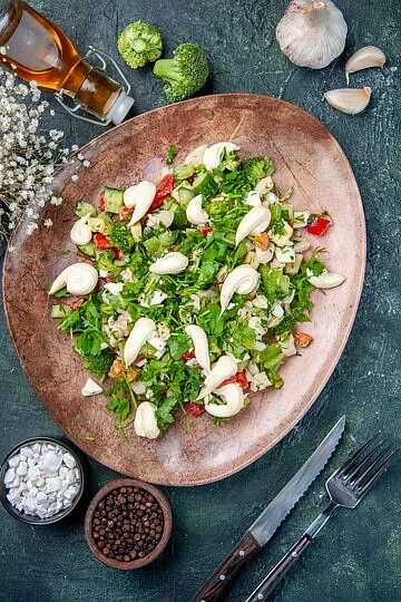 Spinach and Feta Cheese Salad