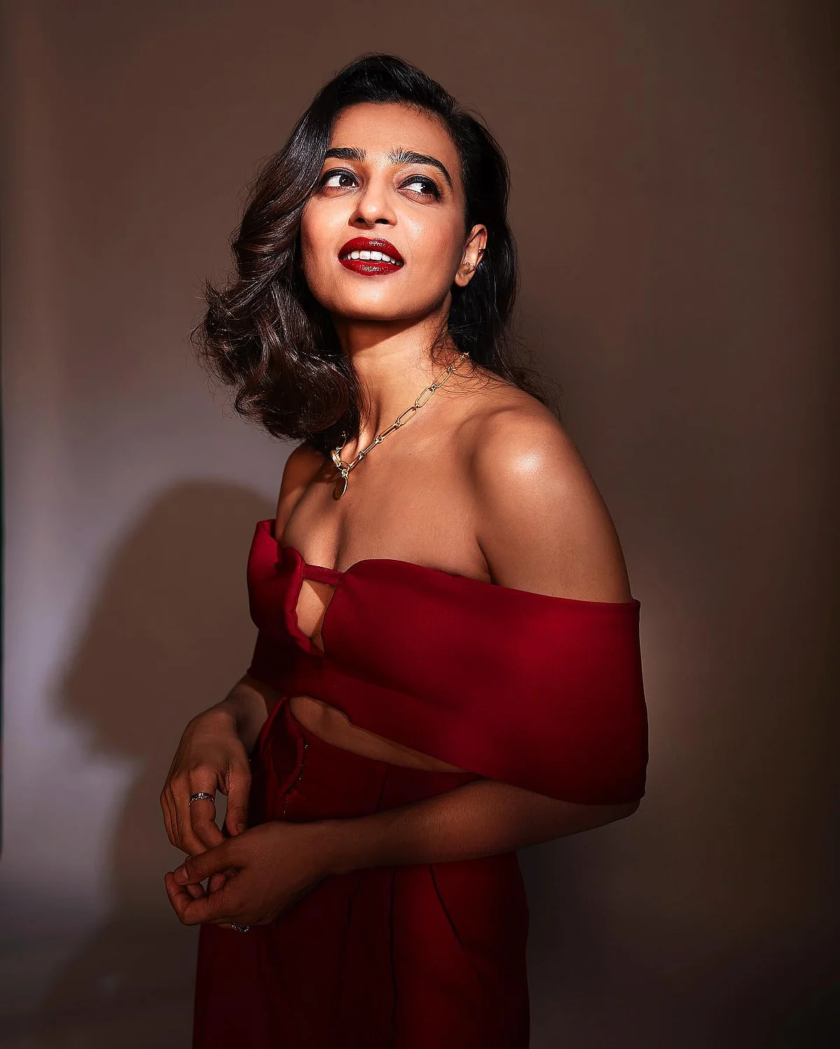 radhikaofficial168139587330800942899166319081923452698