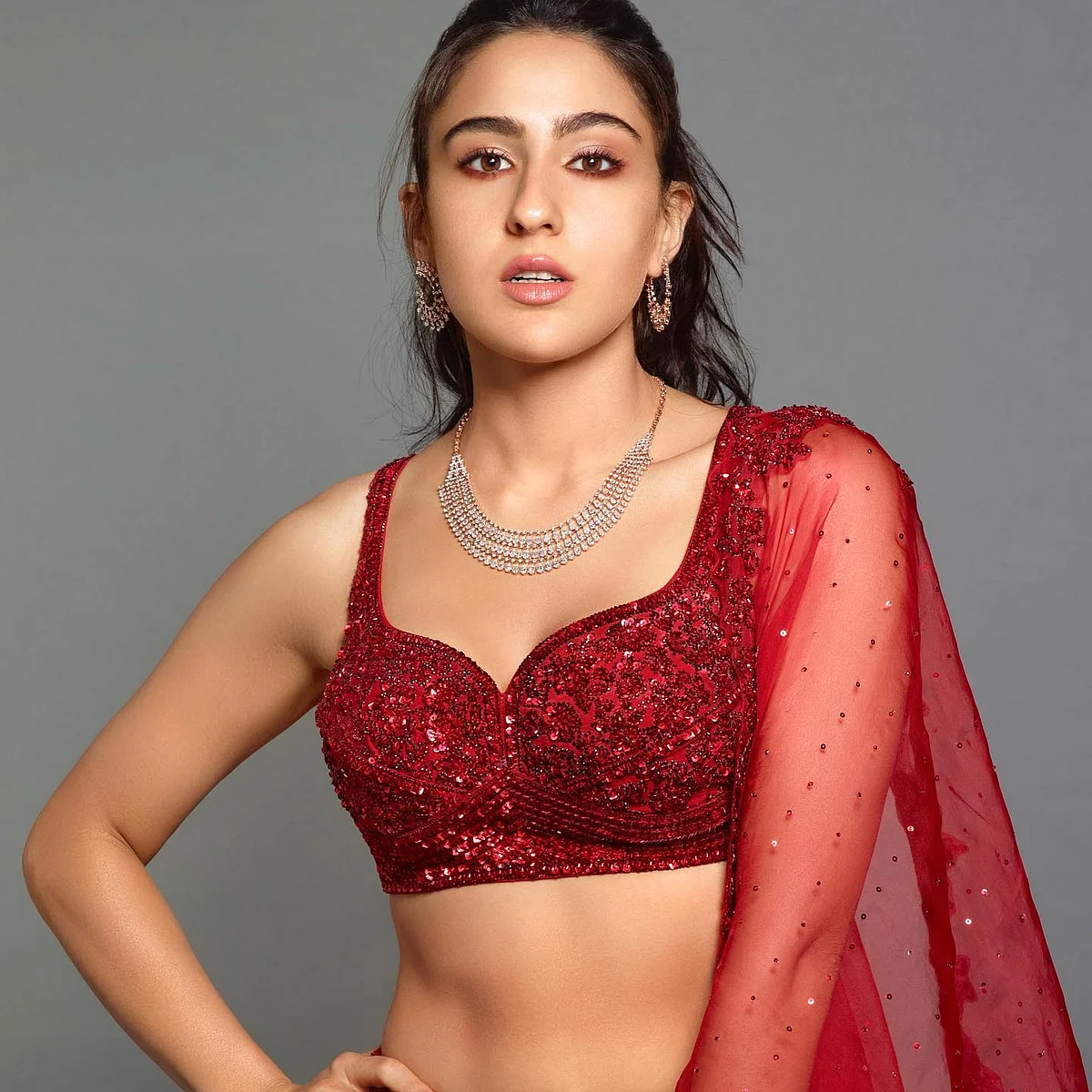 saraalikhan9516272815722626150627514208250345204813