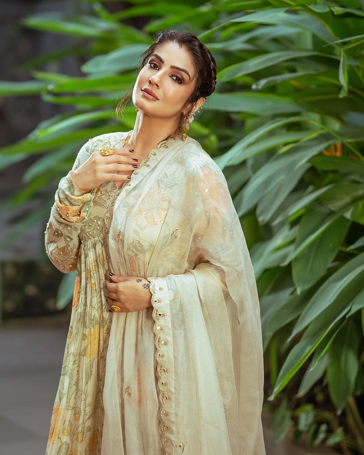 officialraveenatandon172905971534799275773374678322256307028
