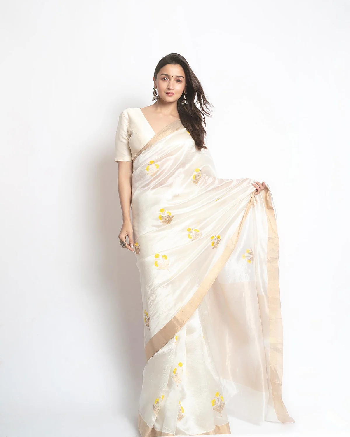 aliaabhatt16445466442770980546592470994259925762
