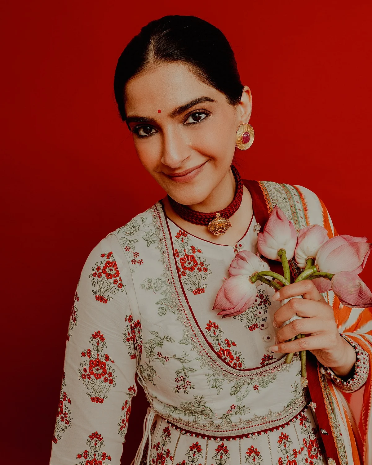 sonamkapoor1728700561347691476877287249854089228
