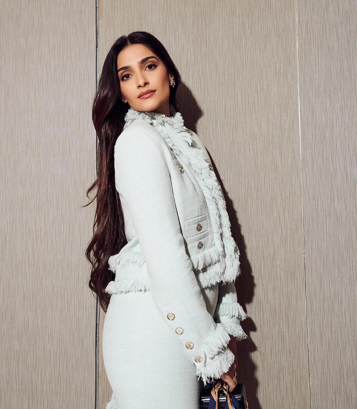 sonamkapoor1713240331334722496278700370354089228