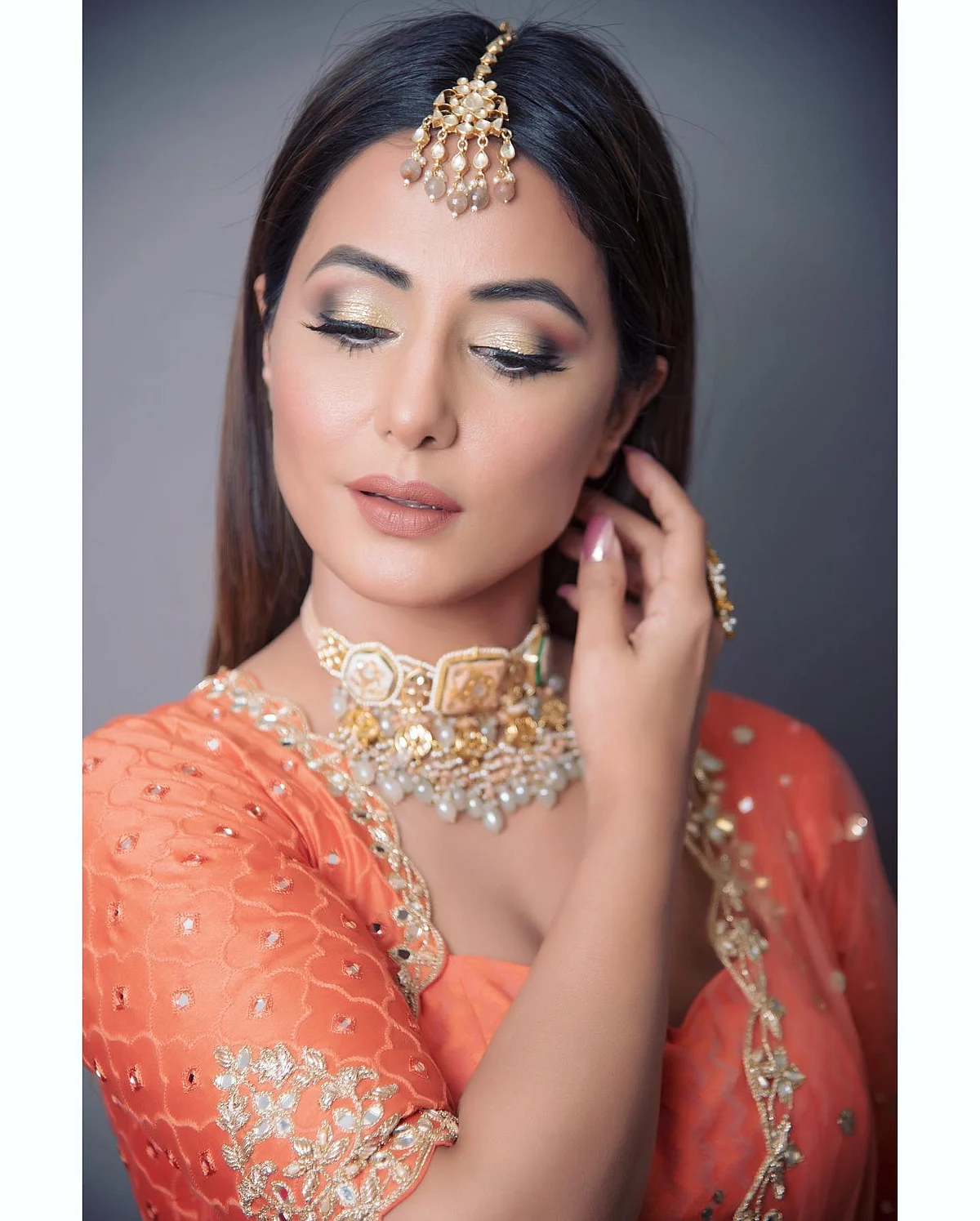 realhinakhan157139900721573736994023988184315071119
