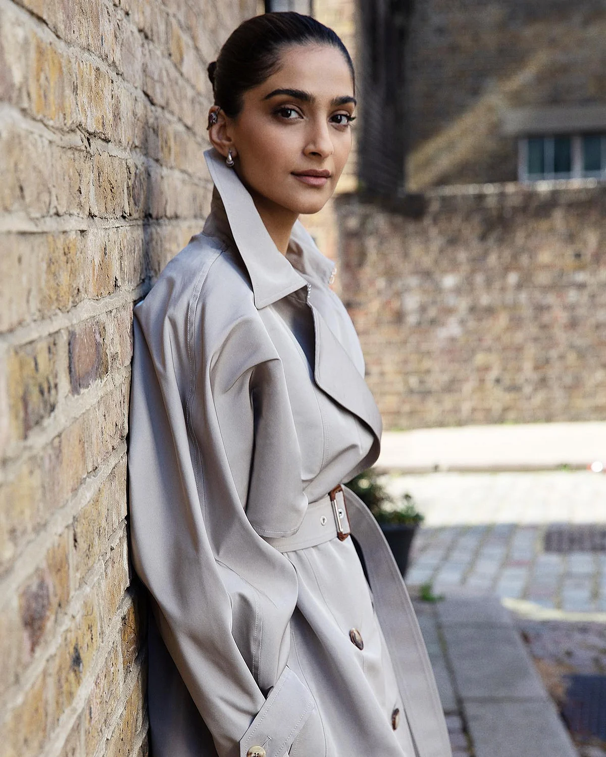 sonamkapoor1634207476268424932586335256854089228