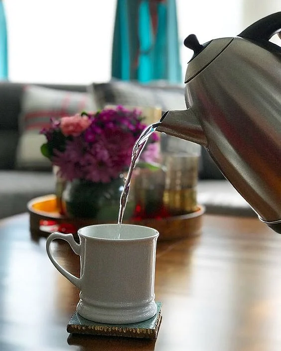 Consumption of hot water