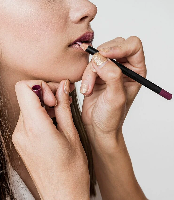 lip liner 2