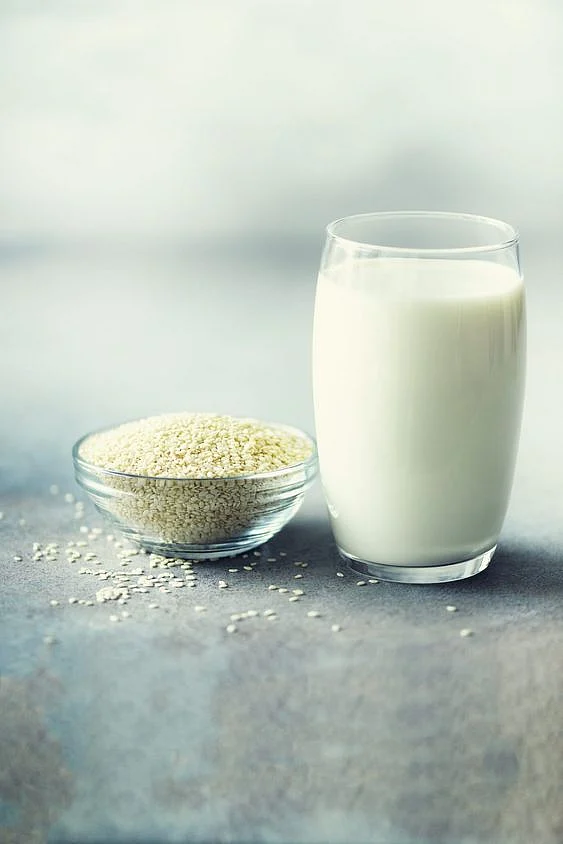 Sesame milk