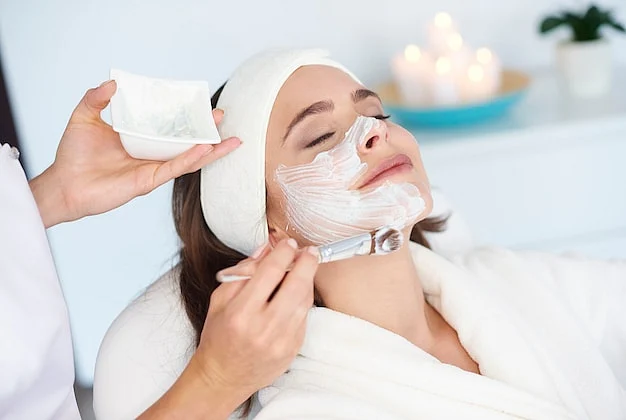 beautiful woman getting beauty treatment 329181 18790