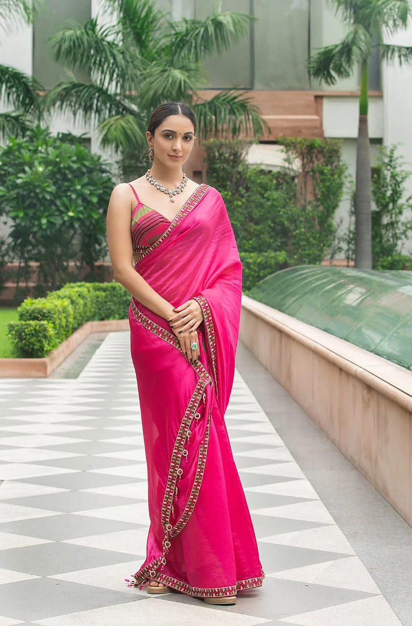 kiara advani in simple saree
