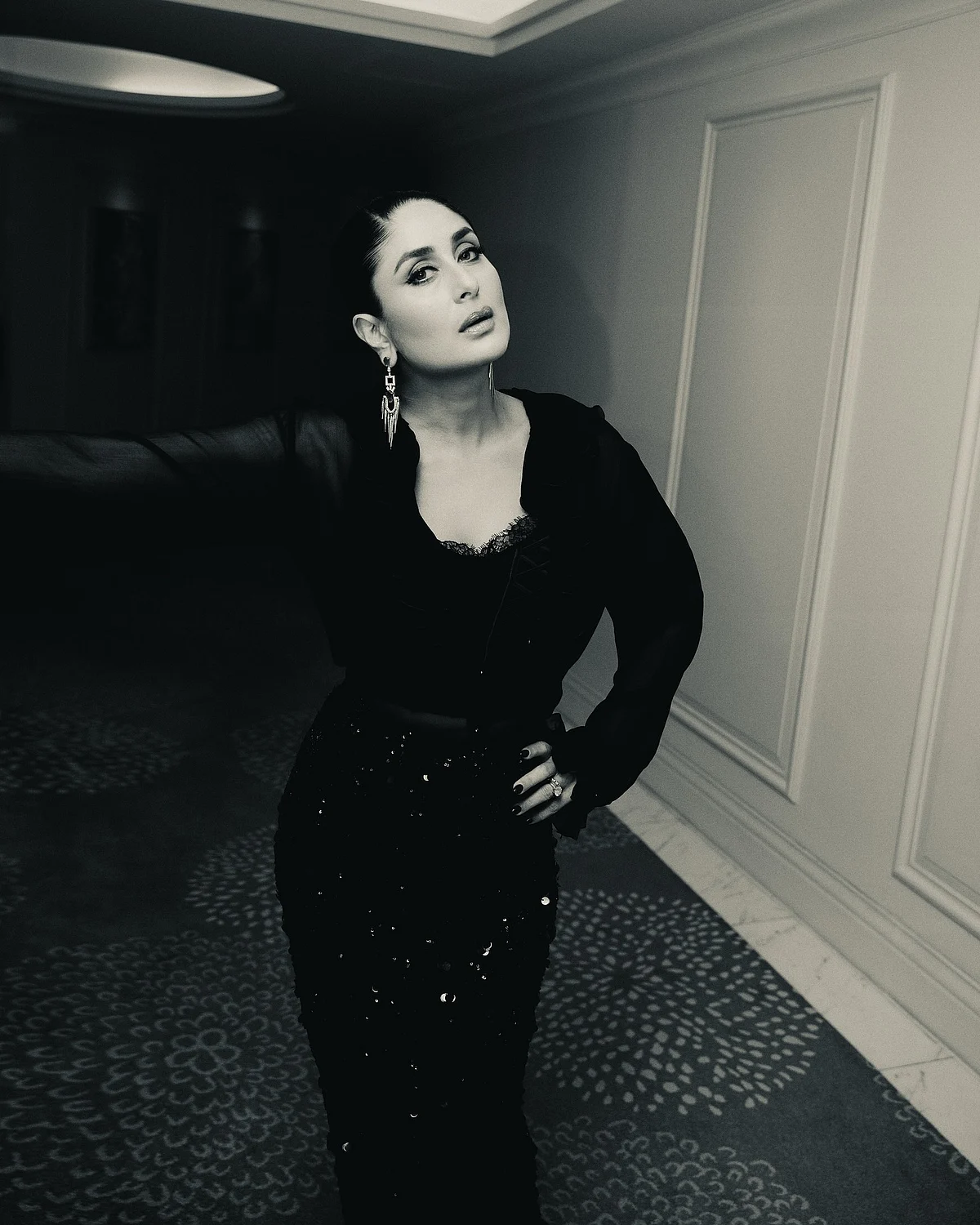 kareenakapoorkhan1729755258348576221549048343617050447521