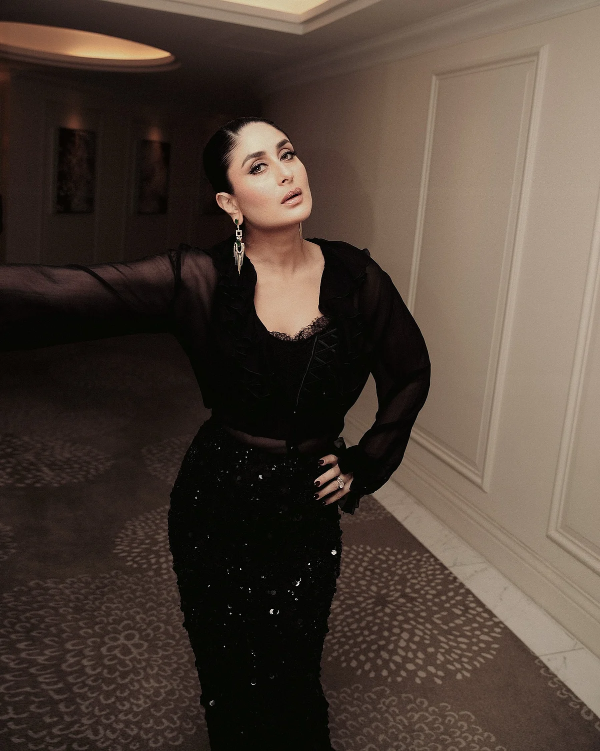 kareenakapoorkhan1729755259348576221562483180017050447521