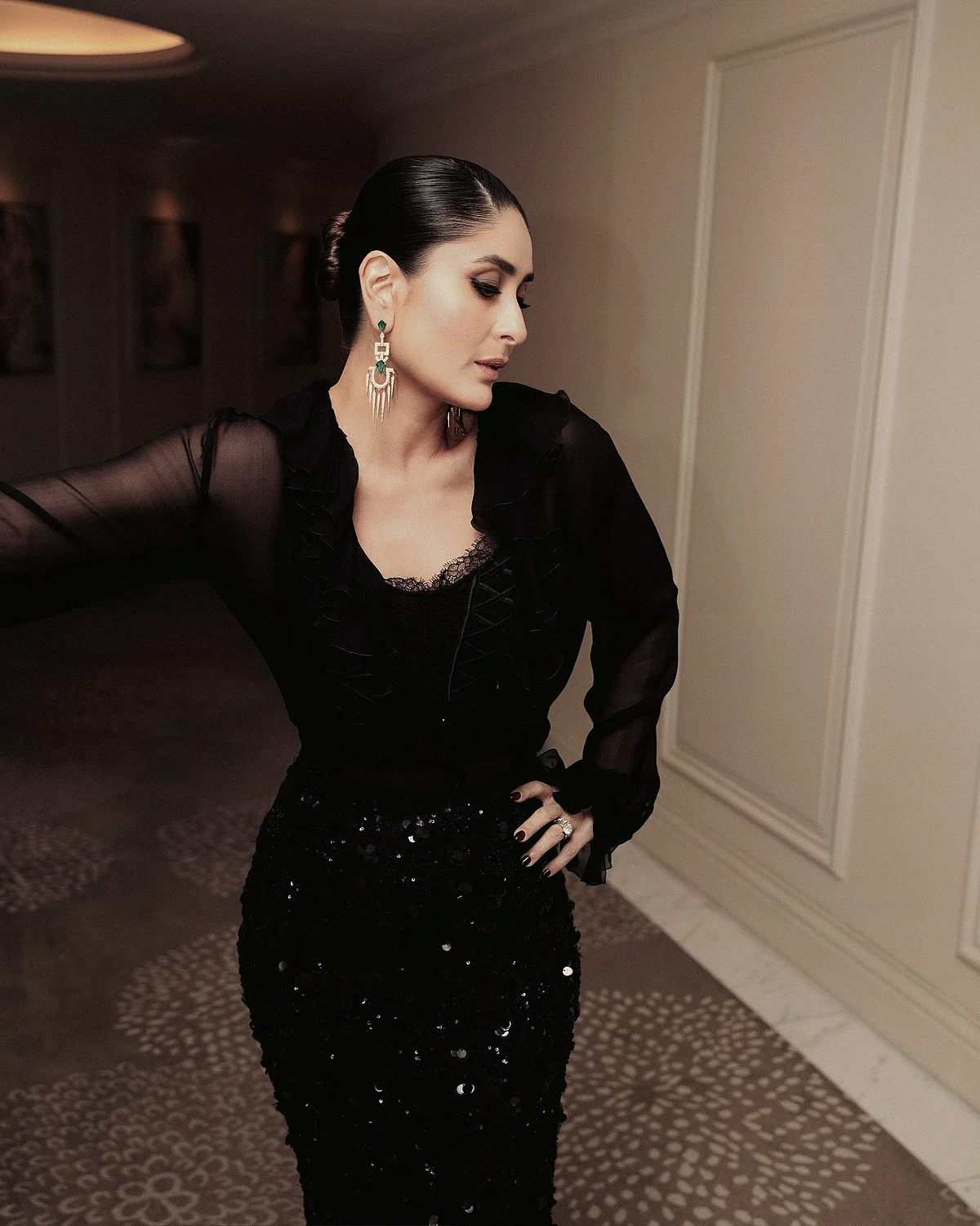 kareenakapoorkhan1729755259348576221581771794217050447521