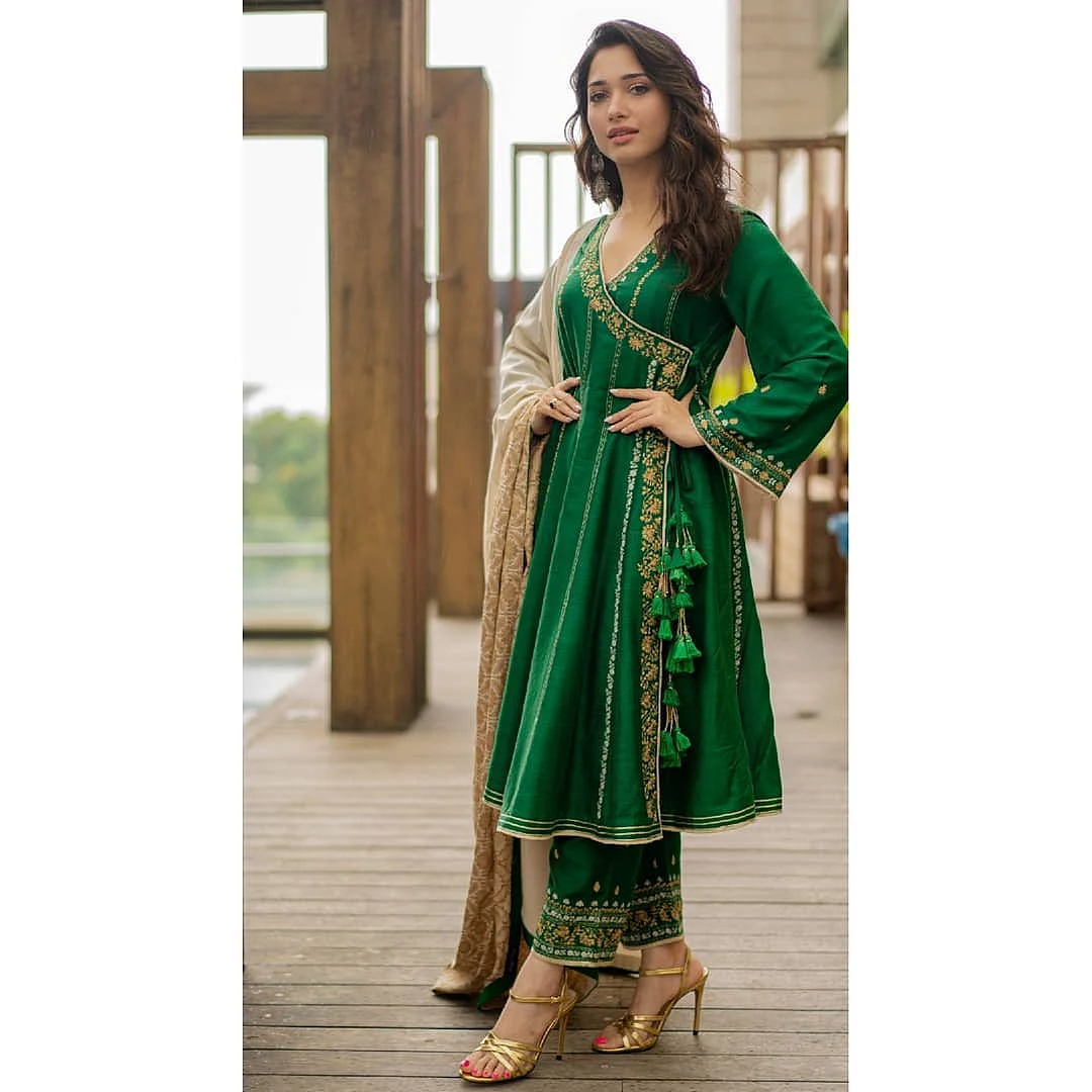tamannaahspeaks156986383921444957749132133601060870984