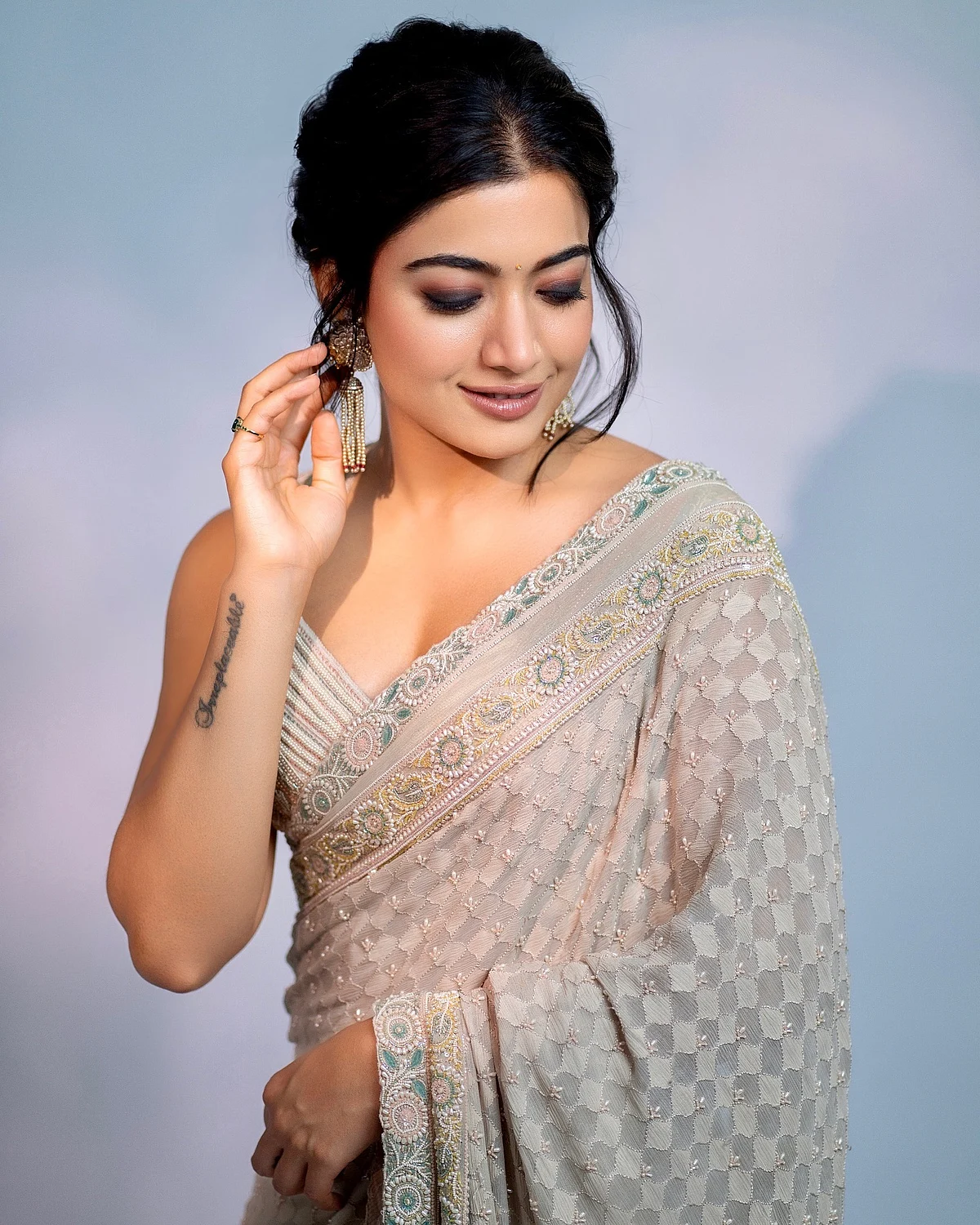 rashmikamandanna172061786934091122401844104091381101303 1
