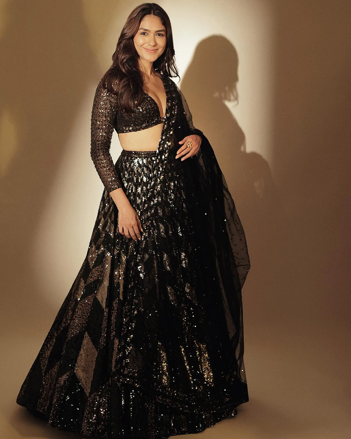 mrunalthakur170006258432366820089894758562658966811